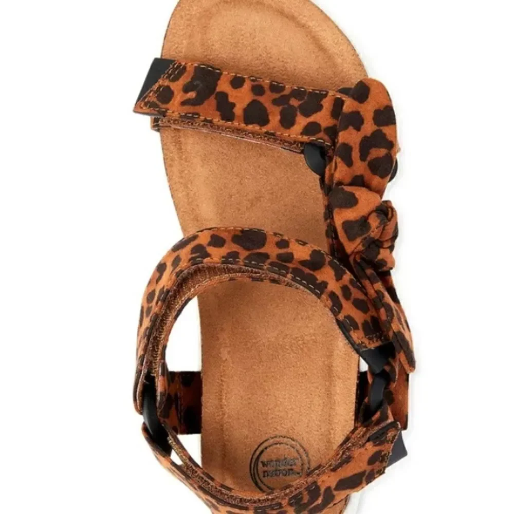 Wonder Nation Leopard print Bow Flatform Sandal girls sz 2